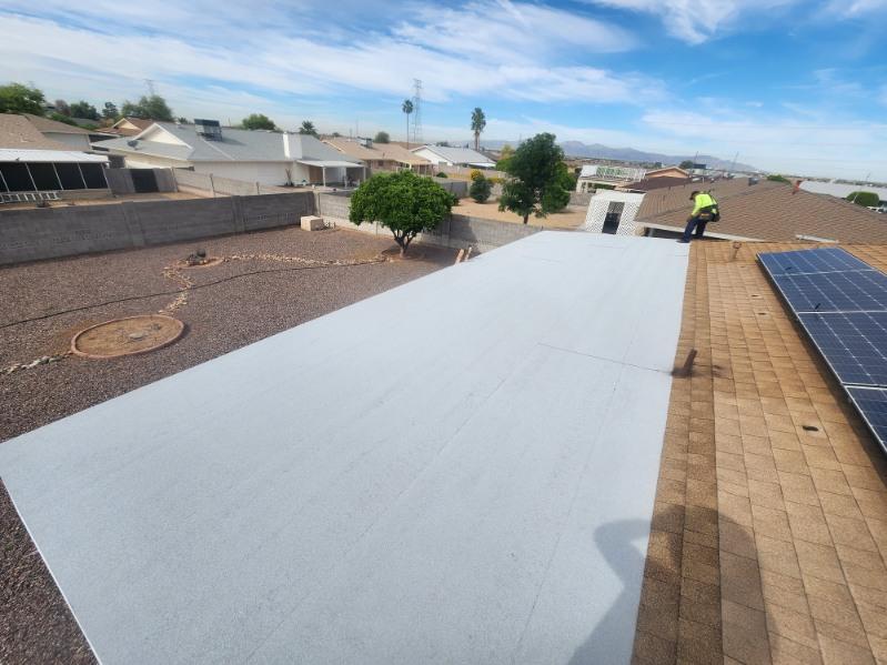 Gilbert Roofers Impress Customer 